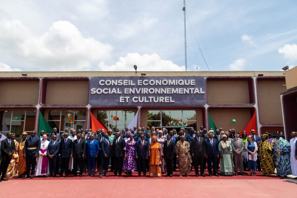 OUVERTURE DE LA PREMIÈRE SESSION ORDINAIRE DU CONSEIL ÉCONOMIQUE,SOCIAL, ENVIRONNEMENTAL ET CULTUREL.